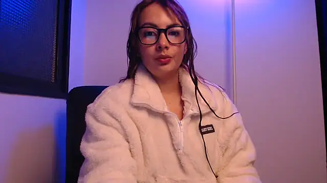 Snapshot of lalawhitte chatting on April 28, 2026, 9:57 am lalawhitte online show from April 28, 2026, 9:57 am