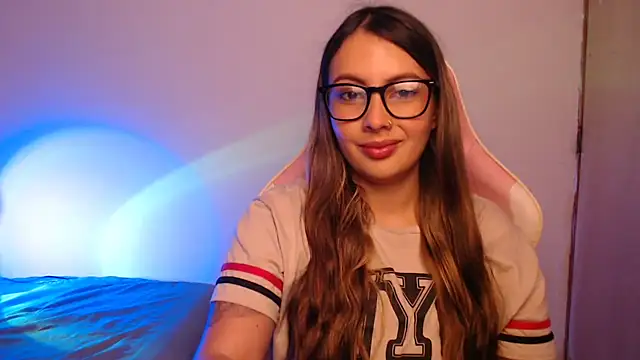 lalawhitte online show from November 5, 2025, 2:20 pm