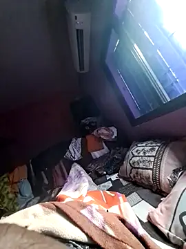 ind hero online show from October 8, 2025, 9:22 am