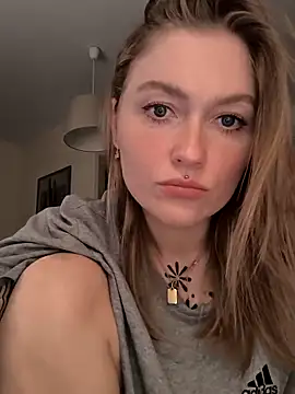 Goldloeckchen159 online show from February 1, 2026, 1:20 pm