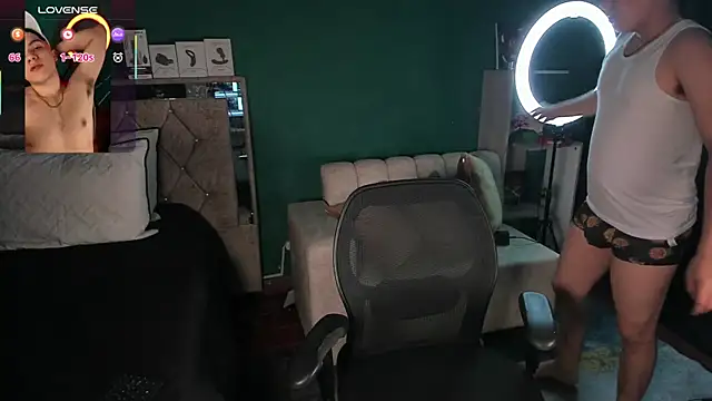 Brat  online show from October 4, 2025, 5:25 pm