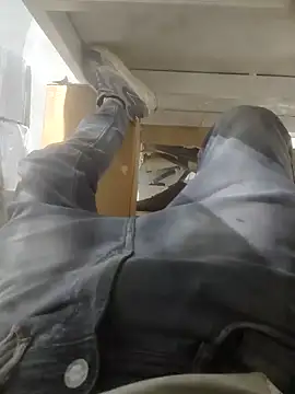 Veer555 online show from March 14, 2026, 9:32 pm