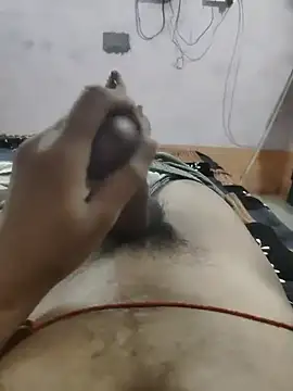 Veer555 online show from March 19, 2026, 3:28 am