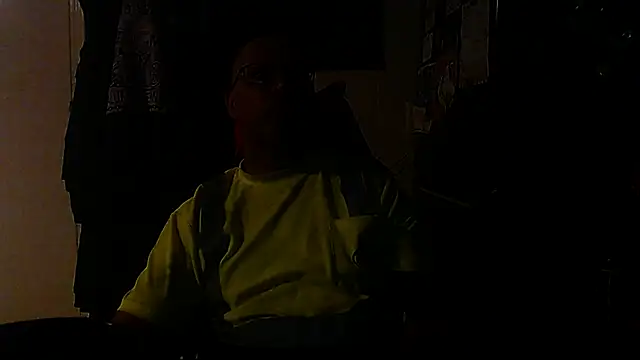 KrazyLegz online show from September 19, 2025, 10:47 pm