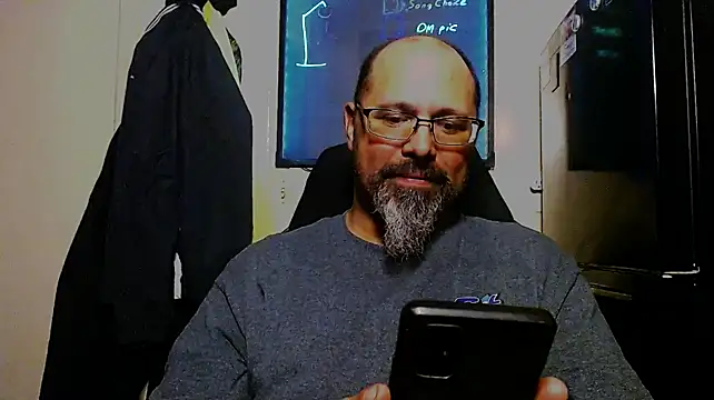 KrazyLegz online show from December 18, 2024, 2:10 am