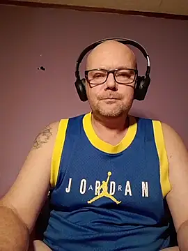 hairy orbite online show from October 17, 2025, 8:21 pm