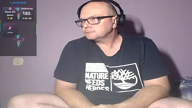 hairy orbite online show from November 2, 2025, 6:13 pm