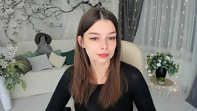 ContinentOfTranquility online show from October 4, 2025, 1:07 am