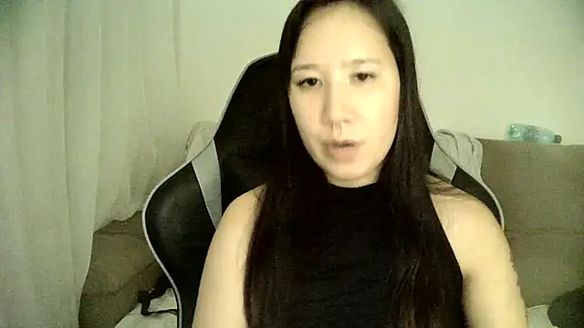 Japabaixinha online show from March 19, 2025, 3:52 am