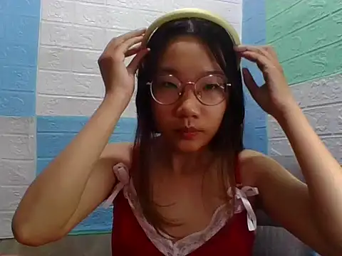 Snapshot of Nanoko chatting on October 11, 2025, 8:59 am Nanoko online show from October 11, 2025, 8:59 am