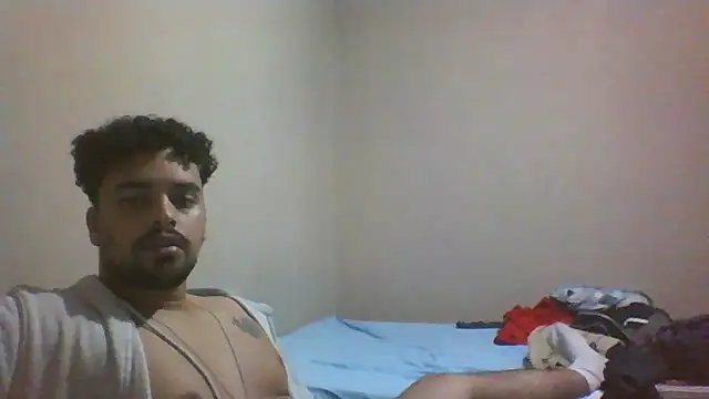 Snapshot of Xcumshot33 chatting on September 24, 2025, 2:40 am Xcumshot33 online show from September 24, 2025, 2:40 am