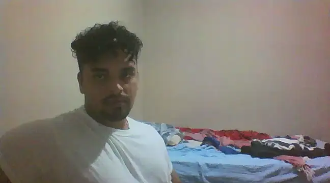 Snapshot of Xcumshot33 chatting on March 21, 2025, 2:18 am Xcumshot33 online show from March 21, 2025, 2:18 am