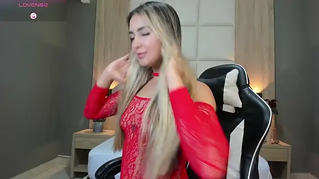 bella1207 online show from March 8, 2025, 7:42 pm