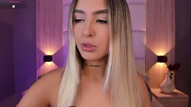 bella1207 online show from October 3, 2025, 7:59 pm