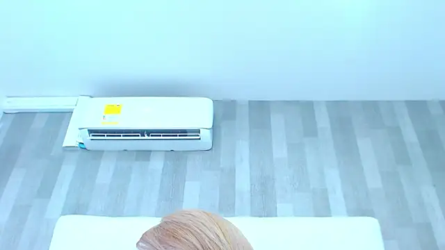 LeahMillerr online show from September 24, 2025, 7:31 pm