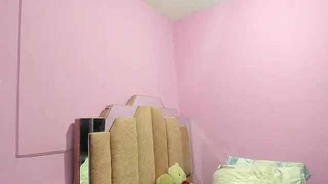 LoveQueen2 online show from September 9, 2025, 11:41 am