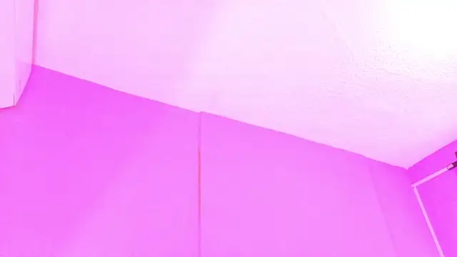 LoveQueen2 online show from April 13, 2026, 12:20 pm