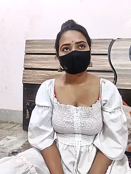 wildbabes online show from February 25, 2026, 6:41 pm