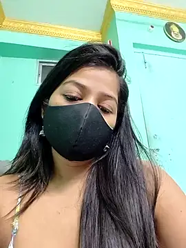 Monalisa Singh online show from November 19, 2025, 6:08 pm