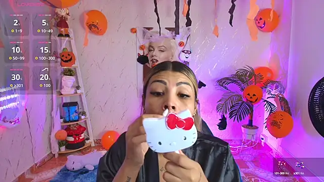 SALOOMEE   online show from October 21, 2025, 11:09 am