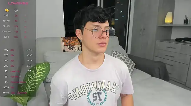 Alexxblue online show from December 22, 2024, 11:20 pm