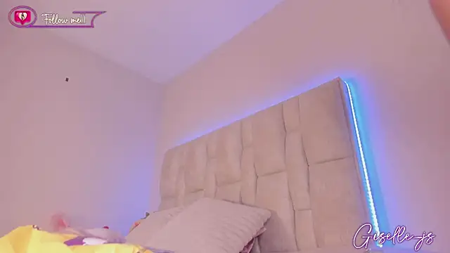 Snapshot of giselle_js chatting on November 30, 2025, 4:08 pm giselle js online show from November 30, 2025, 4:08 pm