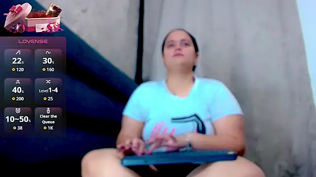 Snapshot of brunnette_hot chatting on January 19, 2026, 10:41 am brunnette hot online show from January 19, 2026, 10:41 am