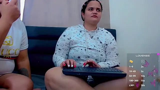 Snapshot of brunnette_hot chatting on February 9, 2026, 11:19 am brunnette hot online show from February 9, 2026, 11:19 am