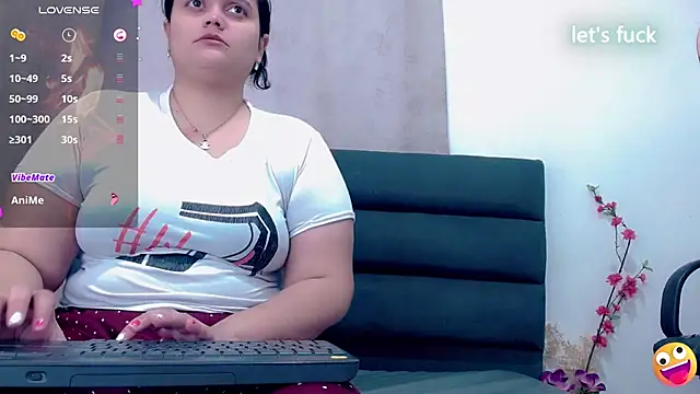 Snapshot of brunnette_hot chatting on February 20, 2026, 11:12 am brunnette hot online show from February 20, 2026, 11:12 am