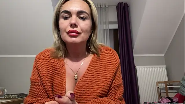 DESIREjenny online show from October 1, 2025, 2:10 pm