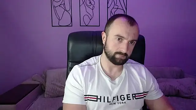 brindlefly6969 online show from December 22, 2025, 11:32 am