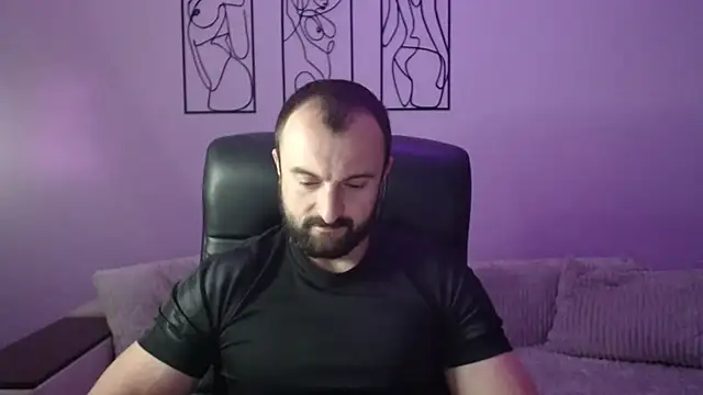 brindlefly6969 online show from September 20, 2025, 11:04 am