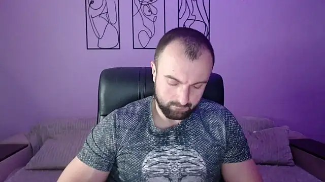 brindlefly6969 online show from February 10, 2026, 12:15 pm