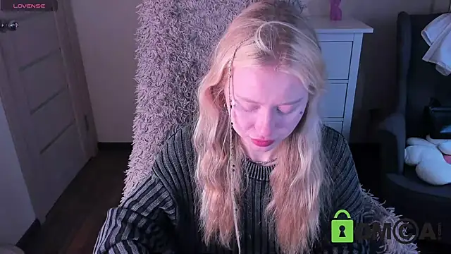 MalenaErnman online show from September 21, 2025, 10:31 am