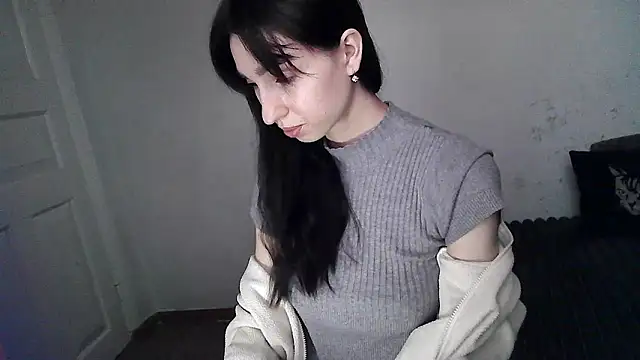 ElizaSwon online show from September 26, 2025, 3:19 pm