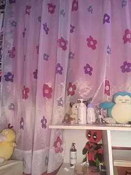 Snapshot of bonnie_moon chatting on September 30, 2025, 4:07 am bonnie moon online show from September 30, 2025, 4:07 am