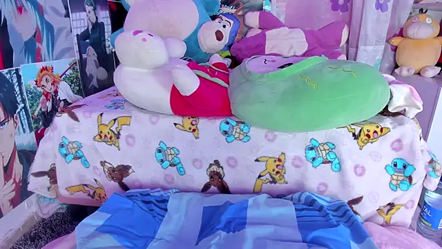 Snapshot of bonnie_moon chatting on October 9, 2025, 4:35 am bonnie moon online show from October 9, 2025, 4:35 am