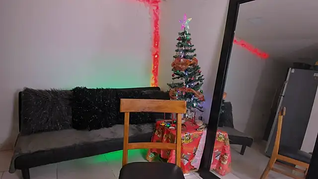 Kyo donglee online show from December 23, 2024, 10:23 pm