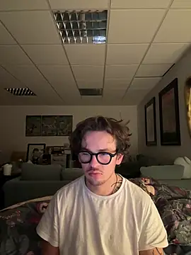 hardmecl online show from December 13, 2024, 10:45 pm