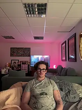 hardmecl online show from January 5, 2025, 7:07 pm