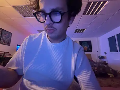 hardmecl online show from March 16, 2025, 9:47 pm