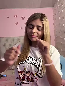 pamell col online show from January 7, 2025, 1:38 am