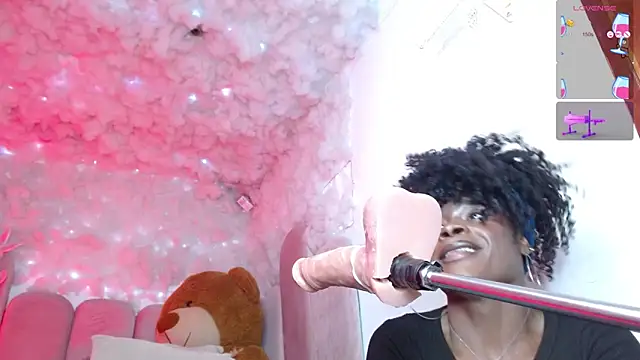 Snapshot of puca_ebony chatting on February 24, 2026, 12:44 am puca ebony online show from February 24, 2026, 12:44 am