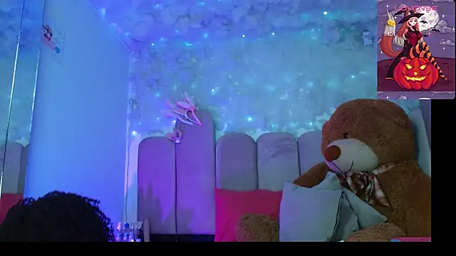 puca ebony online show from October 30, 2025, 7:44 pm