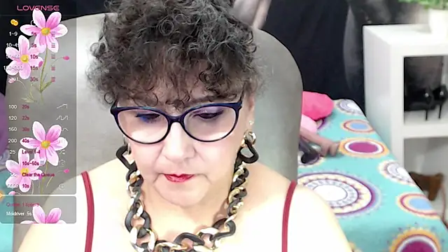 cataleya mom online show from March 22, 2025, 3:52 am