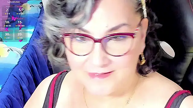 cataleya mom online show from October 6, 2025, 3:51 am