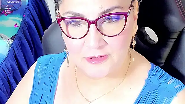 cataleya mom online show from October 5, 2025, 1:07 am