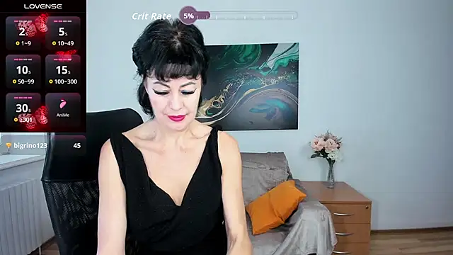 Snapshot of Silvia_Wallec chatting on October 19, 2025, 5:43 am Silvia Wallec online show from October 19, 2025, 5:43 am