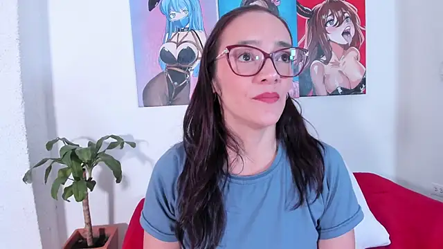 Jessica Herrera  online show from October 14, 2025, 8:42 pm