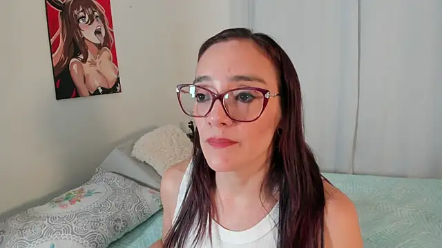 Jessica Herrera  online show from September 12, 2025, 10:42 pm